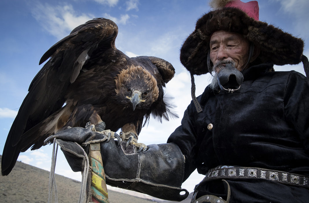 5 Days Mongolia Eagle Festival Tour with Altai Tavan Bogd - Travel Gobi ...